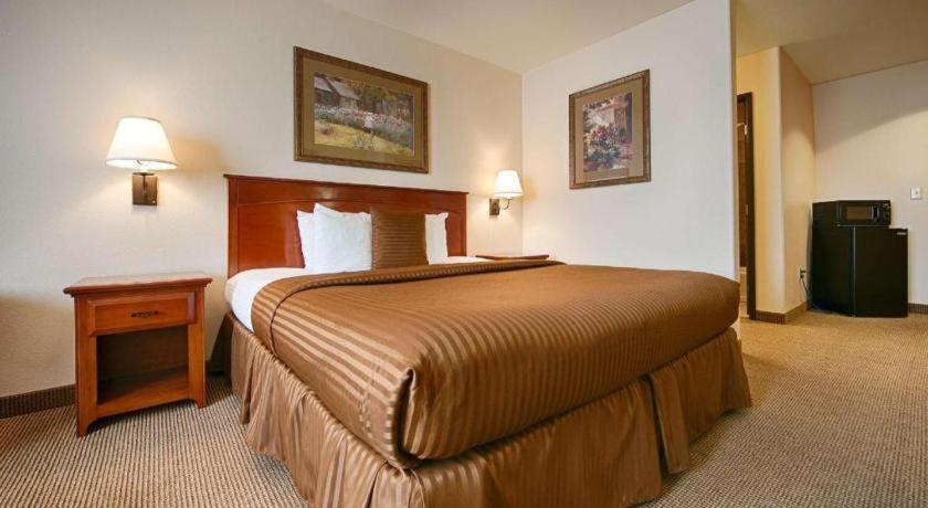Best Western Territorial Inn And Suites Bloomfield Exterior foto